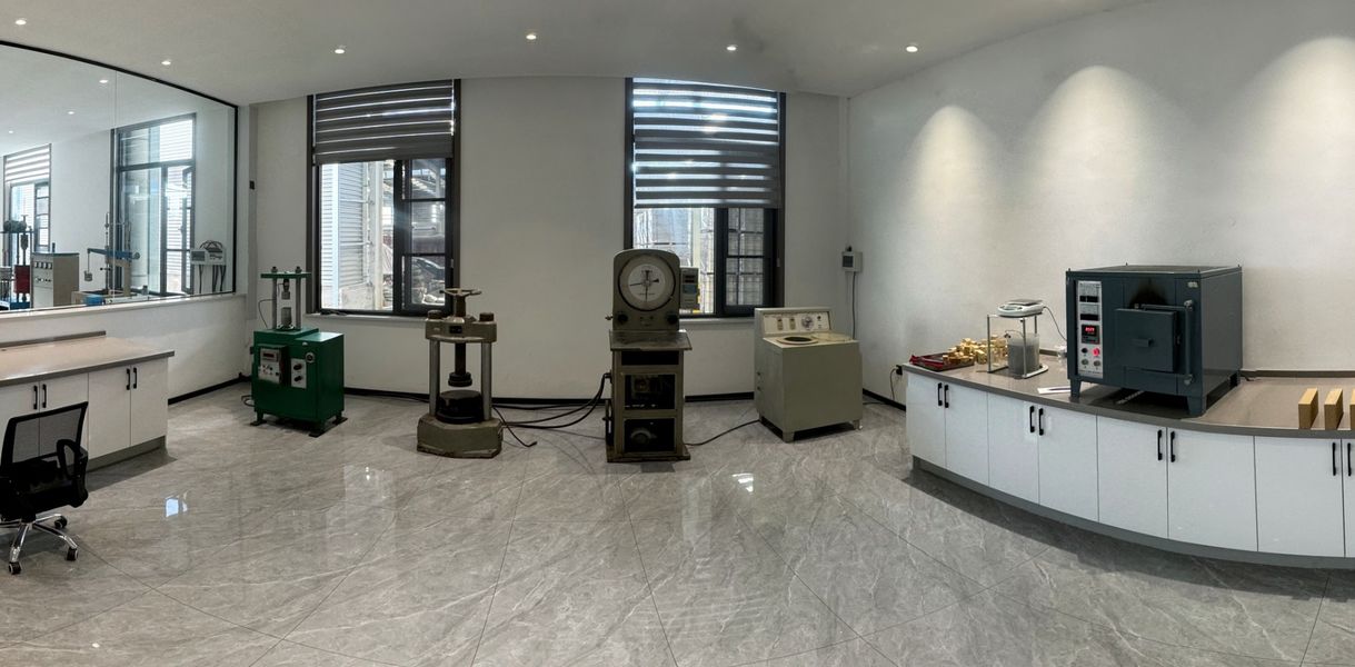 Henan Hongtai Kiln Refractory Co.,Ltd. 製造者の生産ライン