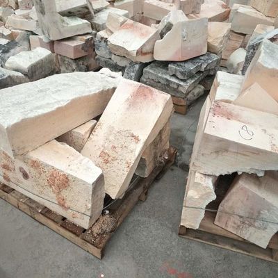 電気弧炉 45% Al2O3 含有量と40T の在庫量を持つ AZS レンガ