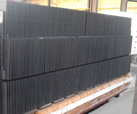 85% ミニ SiC 含有 高温 シリコンカービッドプレート 耐久的なオーブン家具