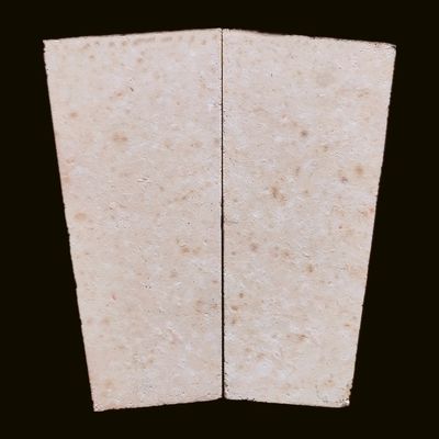 2.2-2.7g/cm3 散布密度 99% アルミナセラミック・イソレーターブロック 工業用レンガタイル
